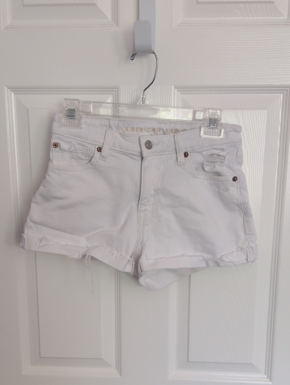 American Eagle White Distressed Shorts - 0